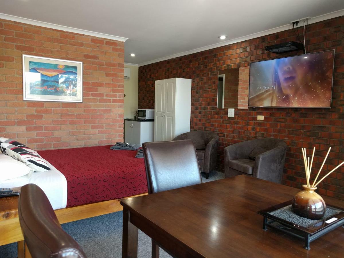 Travellers Inn Kaniva Kültér fotó