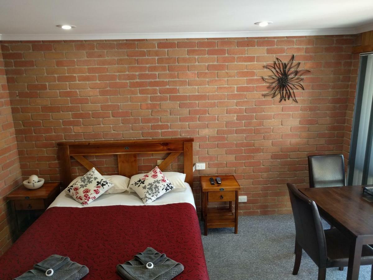 Travellers Inn Kaniva Kültér fotó