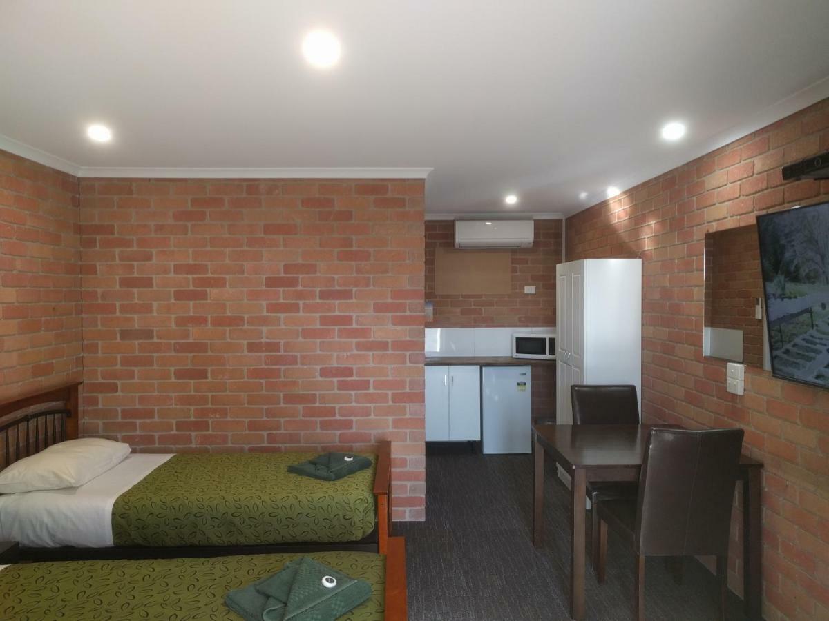 Travellers Inn Kaniva Kültér fotó