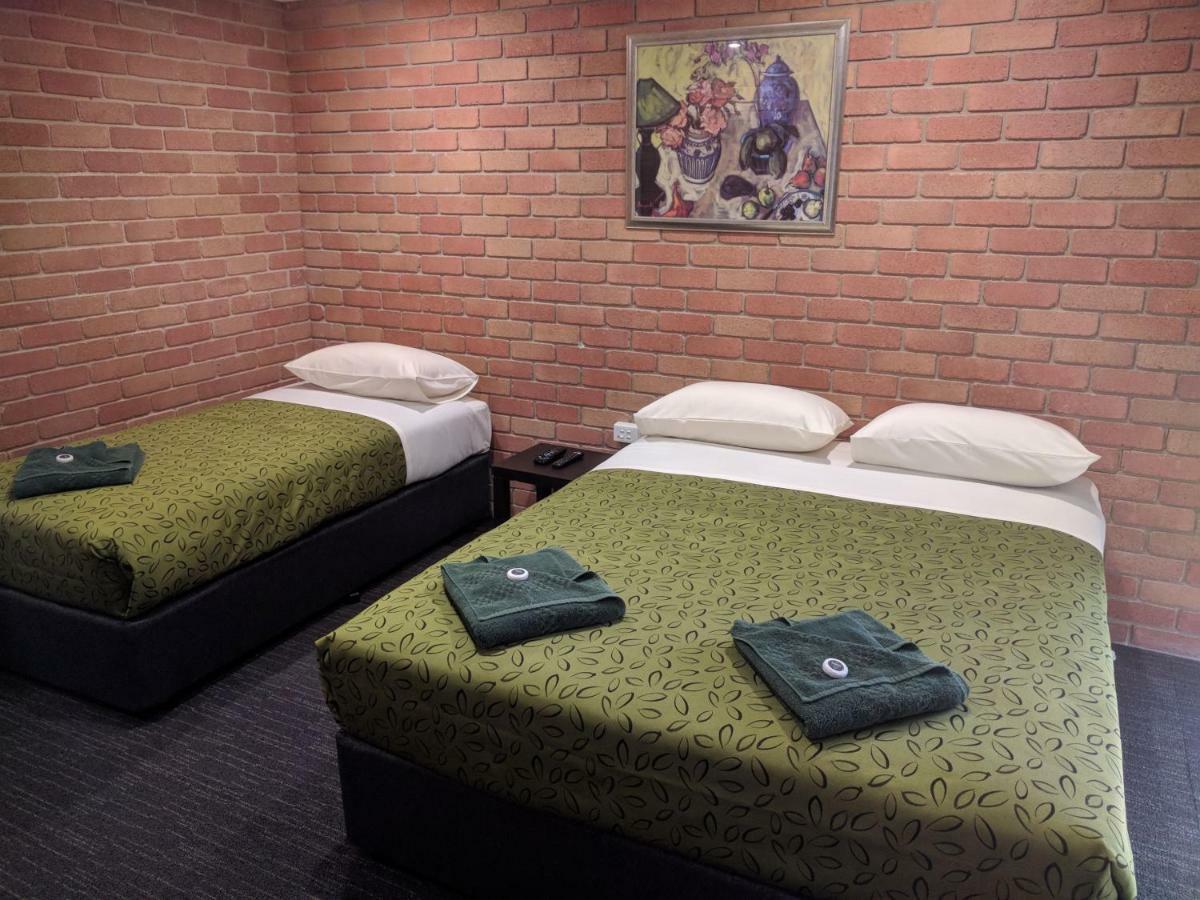 Travellers Inn Kaniva Kültér fotó
