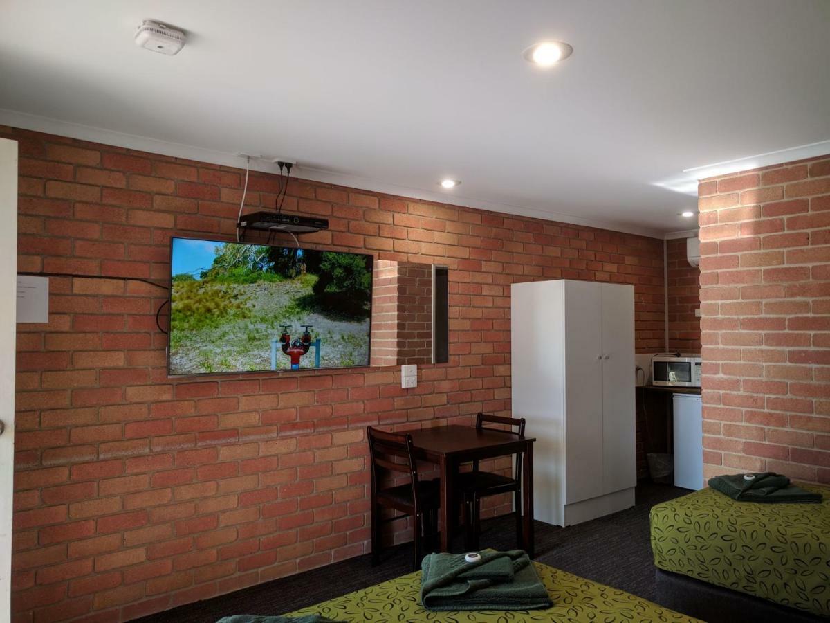 Travellers Inn Kaniva Kültér fotó
