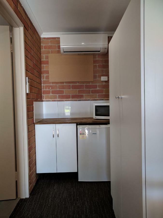 Travellers Inn Kaniva Kültér fotó