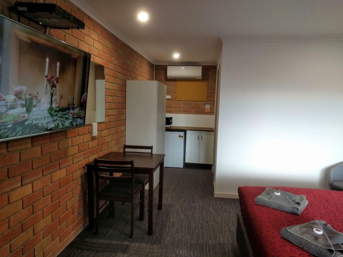 Travellers Inn Kaniva Kültér fotó